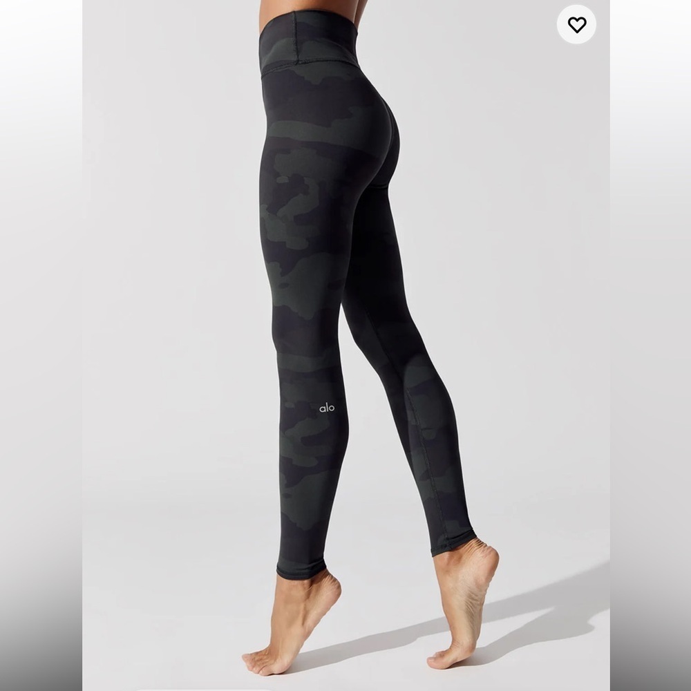 EUC ALO Yoga High-Waist Vapor Legging Hunter Camouflage Green XS X-Small - Picture 3 of 10